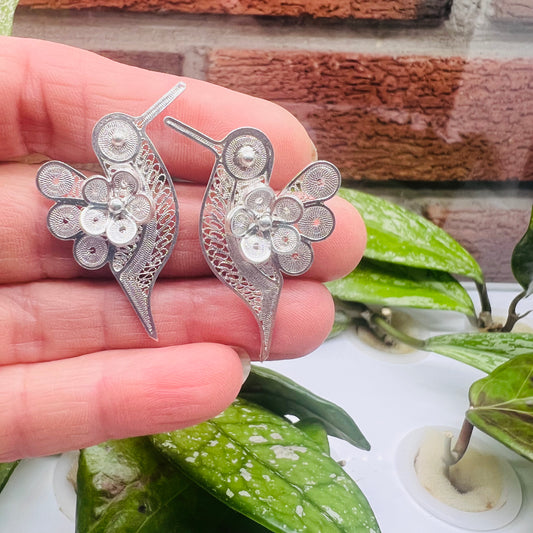 Hummingbird earrings in silver, handmade in Ecuador